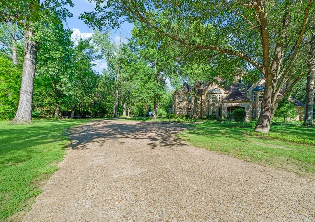 Homes for sale in Paris, TX | 3170 Stacy Ln, Paris, TX 75460 | MLS# 21298823