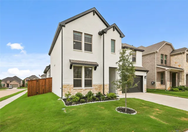 3rd image of 521 Wickerdale Wy, Little Elm, TX 75068 | MLS# 21299009