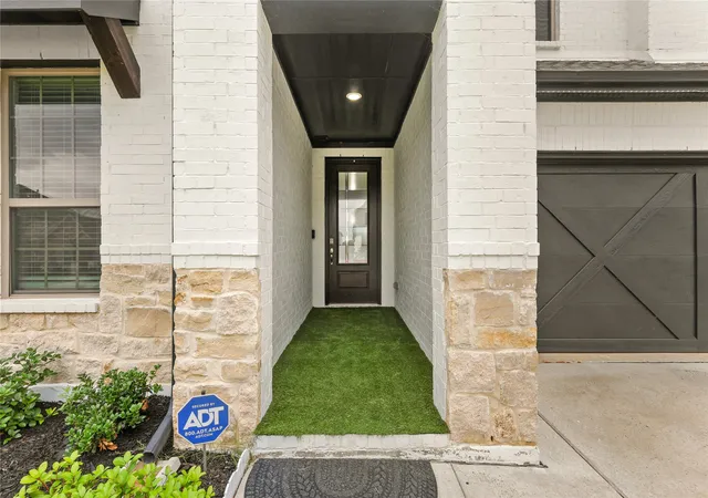 4th image of 521 Wickerdale Wy, Little Elm, TX 75068 | MLS# 21299009