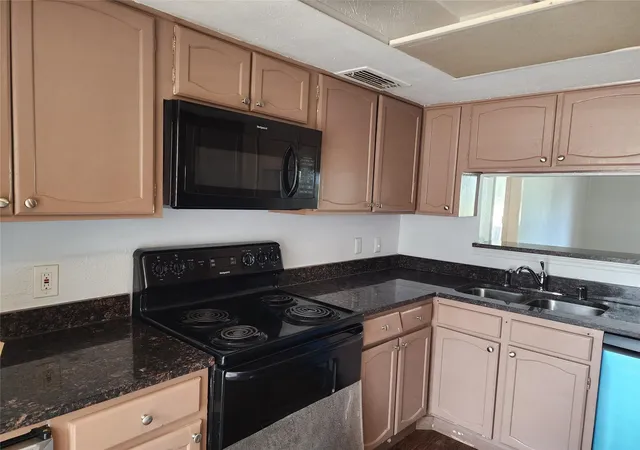 3rd image of 4551 N O Connor Rd #1268, Irving, TX 75062 | MLS# 21299549