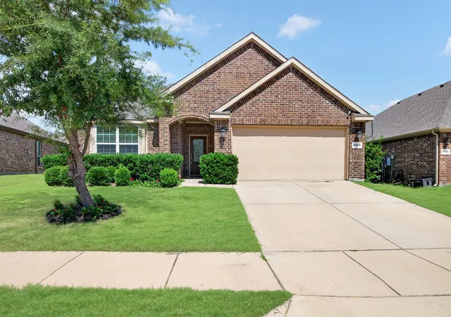 Homes for sale in Little Elm, TX | 2409 Michelle Creek Dr, Little Elm, TX 75068 | MLS# 21296888