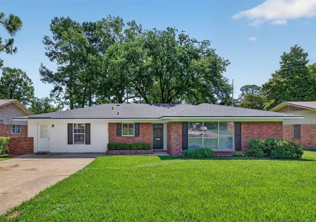 Photo 1 of Single family home for sale at 2709 Ridge Lake Dr, Shreveport, LA 71109 | MLS# 21296864 | Listing updated on 2026-07-15