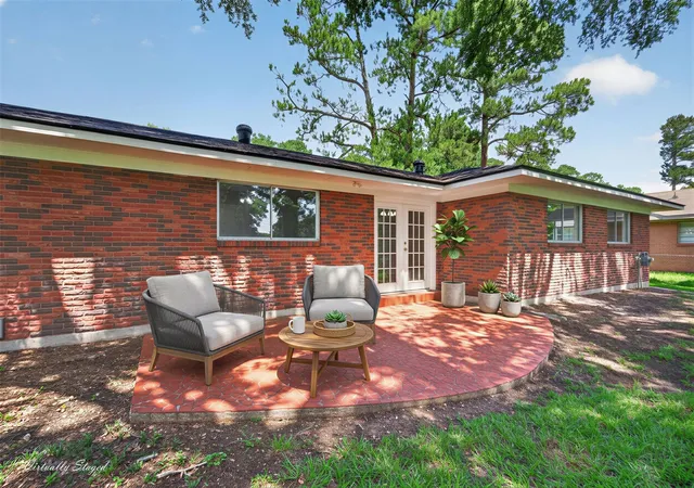 Photo 3 of Single family home for sale at 2709 Ridge Lake Dr, Shreveport, LA 71109 | MLS# 21296864 | Listing updated on 2026-07-15