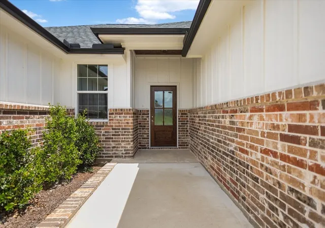 Homes for sale in Winona, TX | 113 Hay Meadow Dr, Winona, TX 75792 | MLS# 21298033