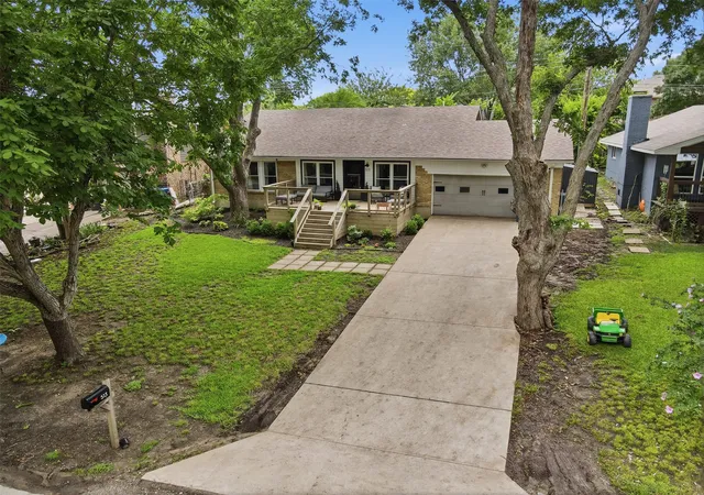 Homes for sale in Rowlett, TX | 513 Pecan Ln, Rowlett, TX 75089 | MLS# 21299079