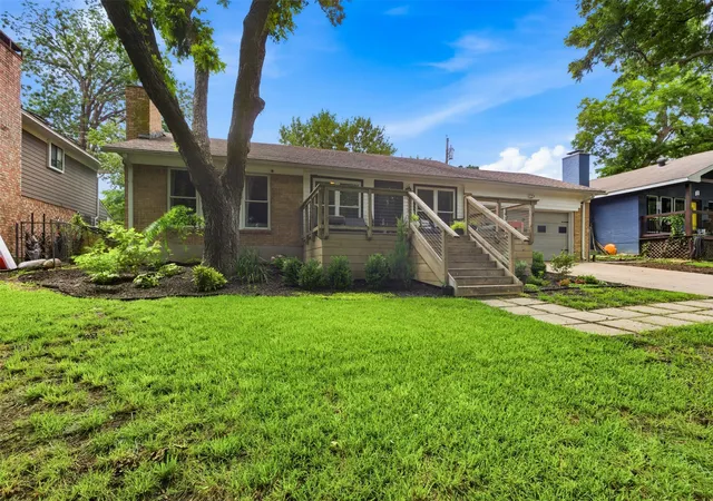 Homes for sale in Rowlett, TX | 513 Pecan Ln, Rowlett, TX 75089 | MLS# 21299079