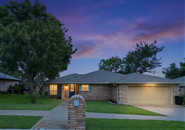 Homes for sale in Sulphur Springs, TX | 1857 Woodbridge Dr, Sulphur Springs, TX 75482 | MLS# 21297800