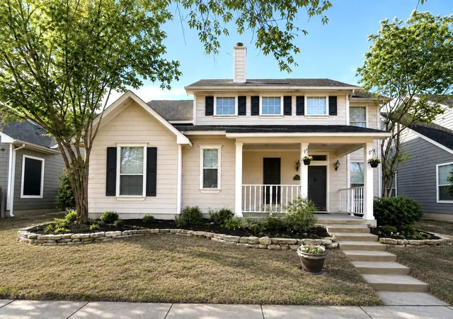 Photo 1 of Single family home for sale at 10110 Lakeview Dr, Providence Village, TX 76227 | MLS# 21299696 | Listing updated on 2026-07-17