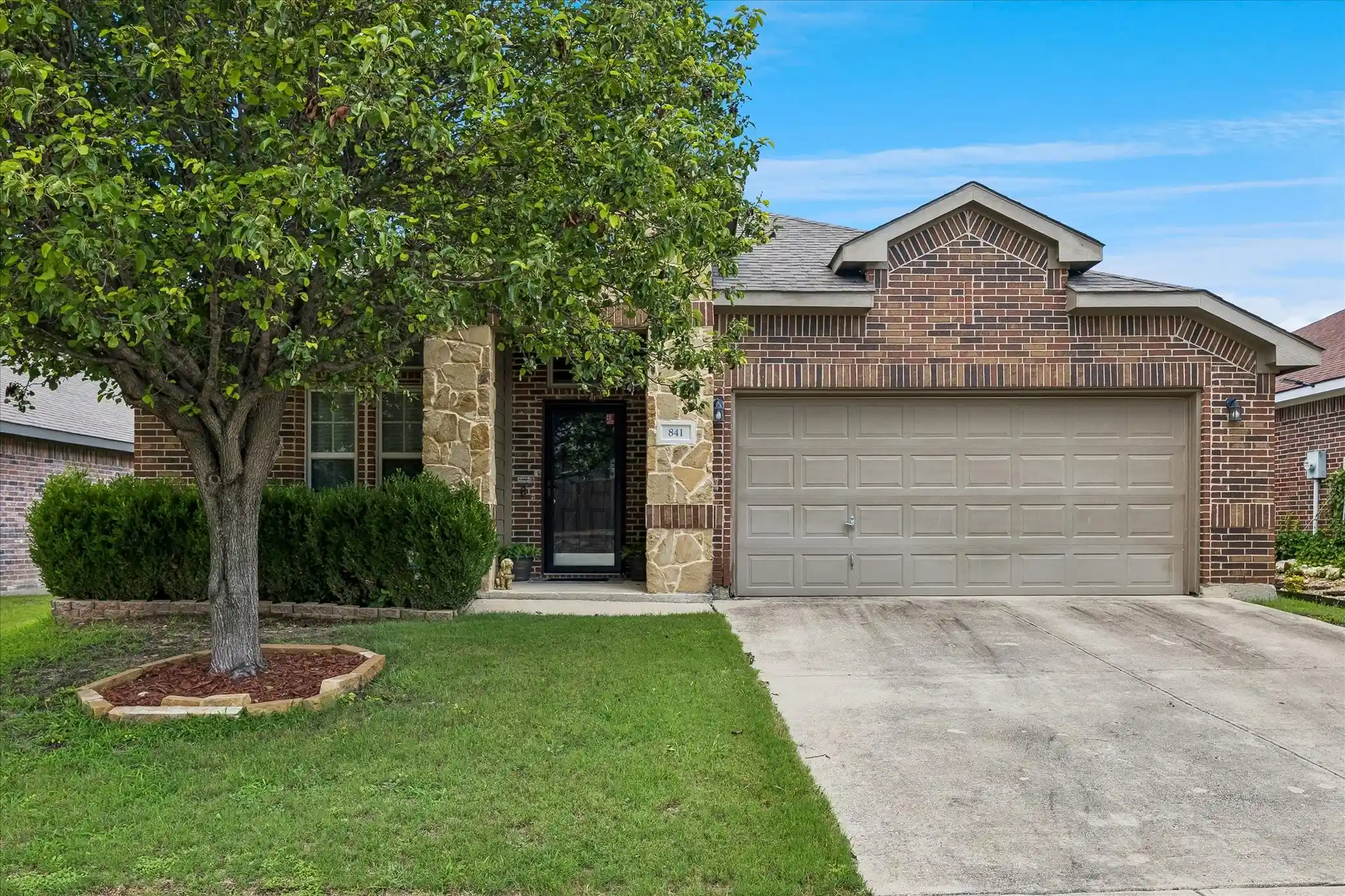 Photo 1 of Sale Pending at 841 Reveille Rd, Fort Worth, TX 76108 | MLS# 21298661 | Listing updated on 2026-10-13