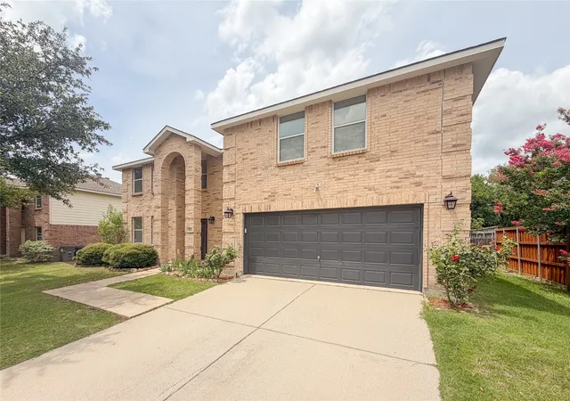 Photo 3 of Single family home for sale at 702 Cedar Bluff Dr, Wylie, TX 75098 | MLS# 21299709 | Listing updated on 2026-08-04