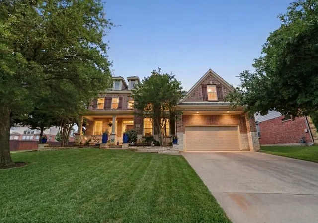 Homes for sale in Grapevine, TX | 965 Fall Crk, Grapevine, TX 76051 | MLS# 21299726