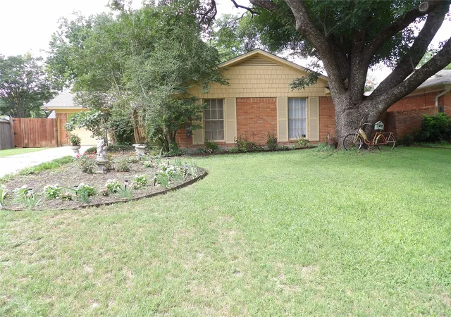 Homes for sale in Richardson, TX | 710 James Dr, Richardson, TX 75080 | MLS# 21296156