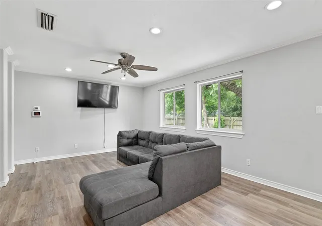 Photo 3 of Single family home for sale at 2308 Westwood Dr, Denton, TX 76205 | MLS# 21299777 | Listing updated on 2026-08-27