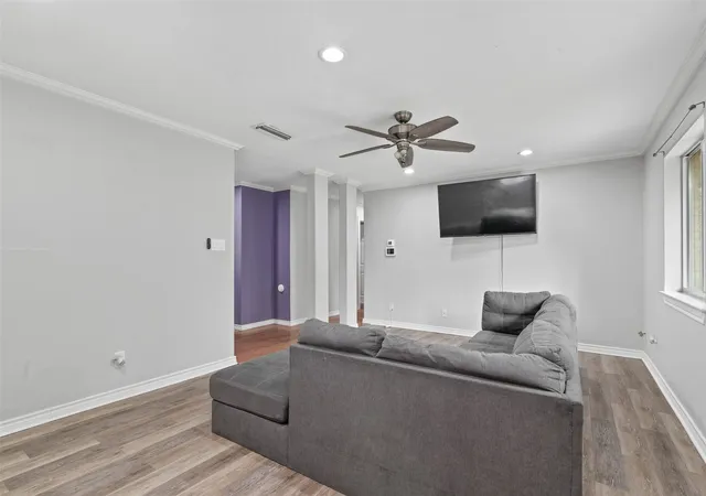Photo 4 of Single family home for sale at 2308 Westwood Dr, Denton, TX 76205 | MLS# 21299777 | Listing updated on 2026-08-27
