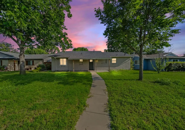 Photo 4 of Single family home for sale at 2126 Travis Dr, Carrollton, TX 75006 | MLS# 21297891 | Listing updated on 2026-08-29