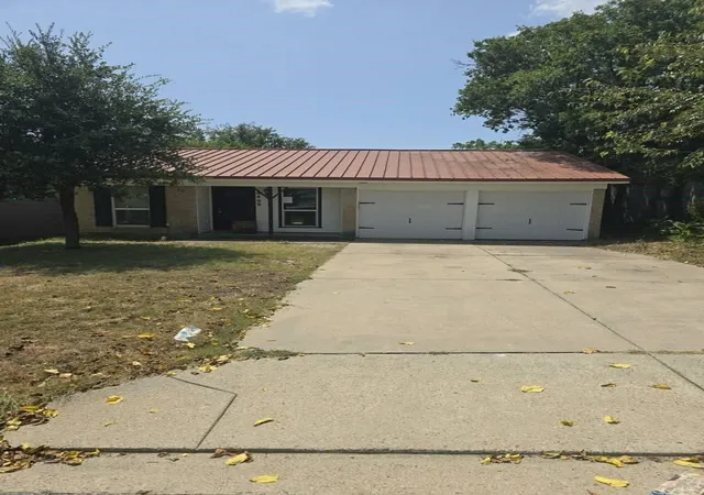 Homes for sale in White Settlement, TX | 8409 Wyatt Dr, White Settlement, TX 76108 | MLS# 21299793