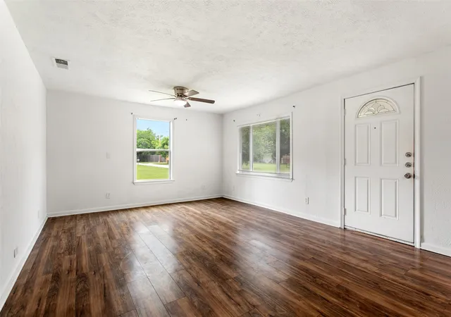 Photo 2 of Single family home for sale at 103 New St, Lone Oak, TX 75453 | MLS# 21297234 | Listing updated on 2026-07-10