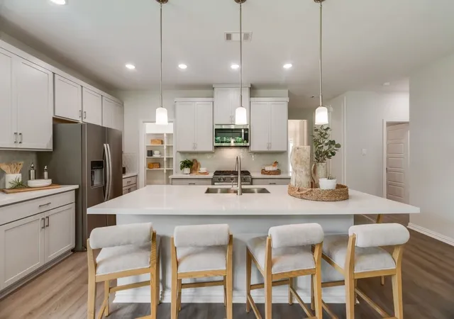 Photo 3 of Single family home for sale at 3201 Hidden Valley Dr, Anna, TX 75409 | MLS# 21297463 | Listing updated on 2026-08-26