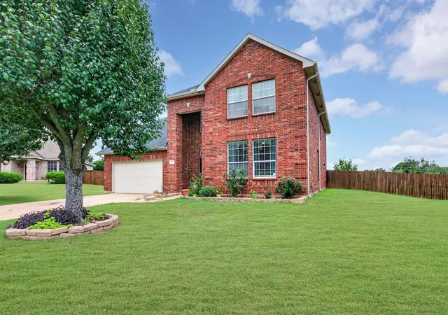 Photo 1 of Single family home for sale at 1503 Quail Ridge Dr, Cedar Hill, TX 75104 | MLS# 21294337 | Listing updated on 2026-07-24