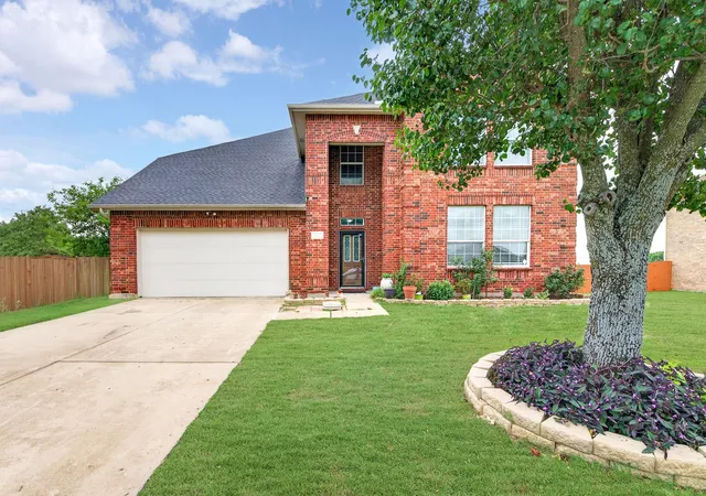 Photo 2 of Single family home for sale at 1503 Quail Ridge Dr, Cedar Hill, TX 75104 | MLS# 21294337 | Listing updated on 2026-07-24