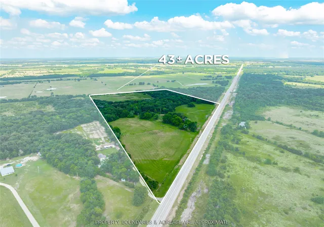 Photo 1 of Land for sale at 9253 Us Hwy 271 S, Deport, TX 75435 | MLS# 21299854 | Listing updated on 2026-07-22