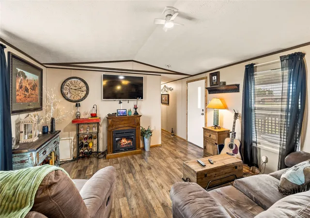 Photo 4 of Manufactured home for sale at 188 Mohican, Quitman, TX 75783 | MLS# 21295716 | Listing updated on 2026-08-22