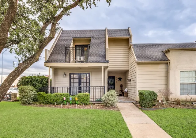 Photo 1 of Townhouse for sale at 9405 Timberleaf Dr, Dallas, TX 75243 | MLS# 21295306 | Listing updated on 2026-08-26