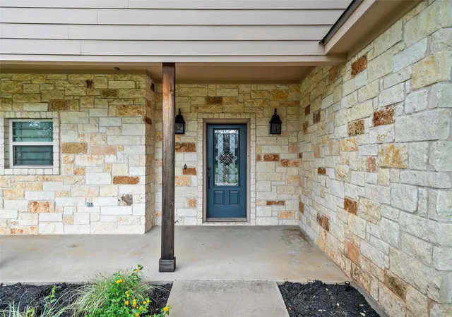 Photo 3 of Single family home for sale at 1509 N Reagan St, West, TX 76691 | MLS# 21299829 | Listing updated on 2026-09-29