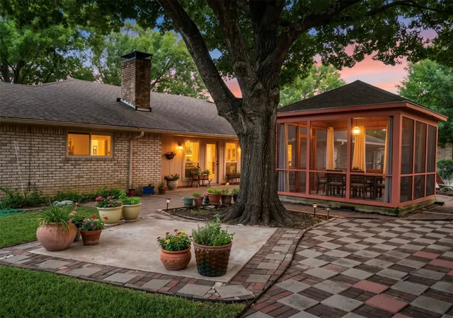 Homes for sale in De Soto, TX | 1442 Marlene Pl, De Soto, TX 75115 | MLS# 21299912