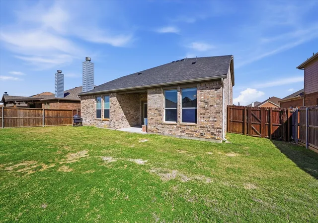 Homes for sale in Little Elm, TX | 15009 Lone Spring Dr, Little Elm, TX 75068 | MLS# 21287471