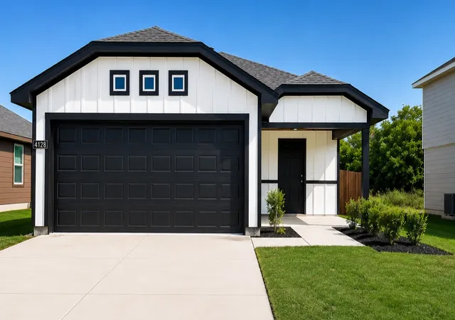 Photo 1 of Single family home for sale at 4128 Woodhill Bend Dr, Fort Worth, TX 76036 | MLS# 21298352 | Listing updated on 2026-08-22