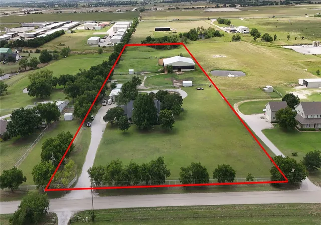Homes for sale in Krum, TX | 10609 Jackson Rd, Krum, TX 76249 | MLS# 21290333