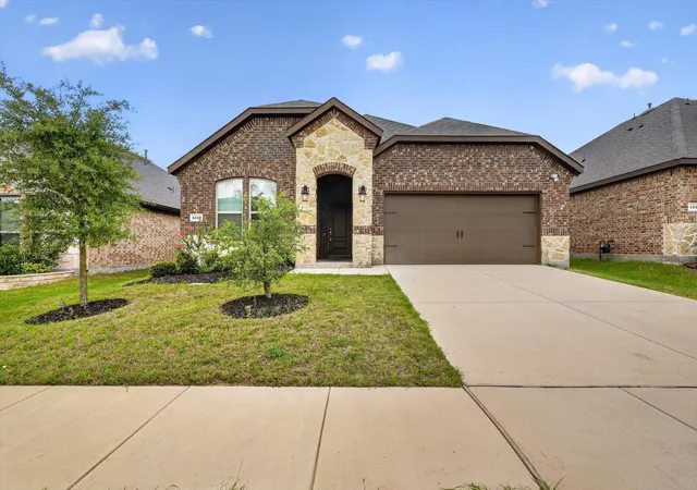 Homes for sale in Forney, TX | 4217 Long Dr, Forney, TX 75126 | MLS# 21300043