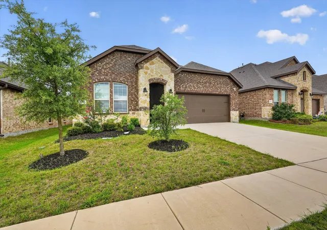 Homes for sale in Forney, TX | 4217 Long Dr, Forney, TX 75126 | MLS# 21300043