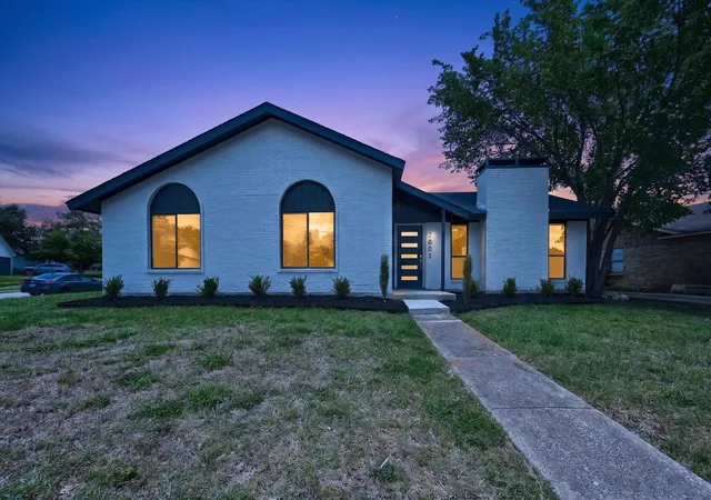 Homes for sale in Carrollton, TX | 2805 Scott Mill Rd, Carrollton, TX 75007 | MLS# 21299154