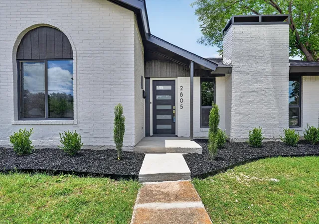 Homes for sale in Carrollton, TX | 2805 Scott Mill Rd, Carrollton, TX 75007 | MLS# 21299154