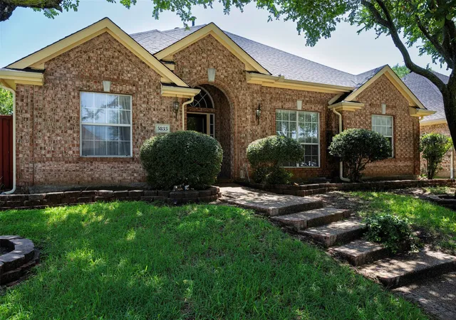 Photo 3 of Single family home for sale at 5833 Legend Ln, The Colony, TX 75056 | MLS# 21290221 | Listing updated on 2026-08-22