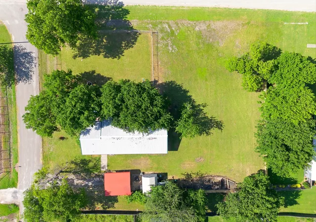 Homes for sale in Leonard, TX | 300 W Locust St, Leonard, TX 75452 | MLS# 21299234