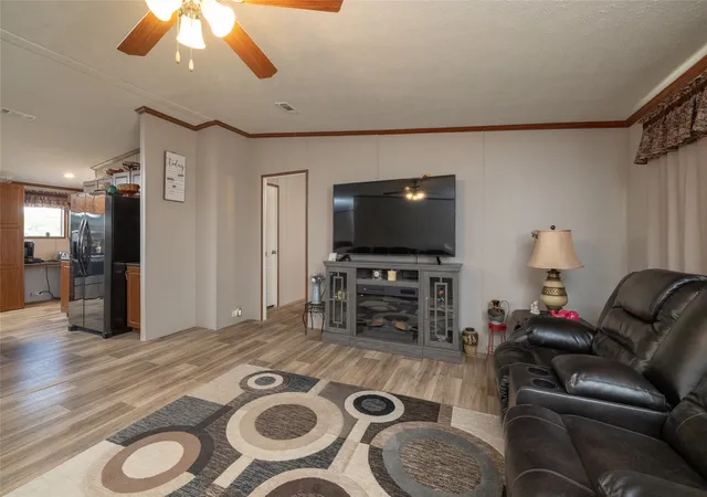 Photo 3 of Manufactured home for sale at 140 Coke Gage Ln, Decatur, TX 76234 | MLS# 21299943 | Listing updated on 2026-08-24