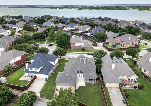 Homes for sale in The Colony, TX | 3812 Leeward Cir, The Colony, TX 75056 | MLS# 21299694