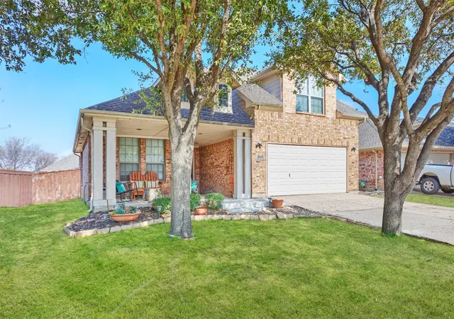 Homes for sale in Little Elm, TX | 2745 Sunlight Dr, Little Elm, TX 75068 | MLS# 21263533