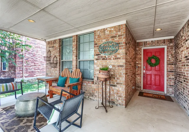 4th image of 2745 Sunlight Dr, Little Elm, TX 75068 | MLS# 21263533