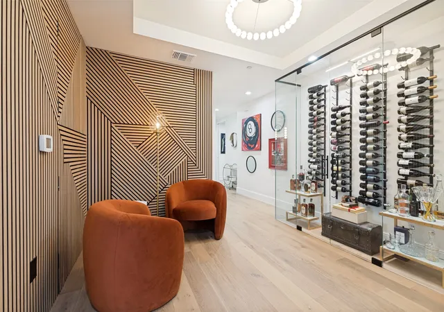Photo 1 of Condo for sale at 1505 Elm St #1403, Dallas, TX 75201 | MLS# 21281933 | Listing updated on 2026-08-22