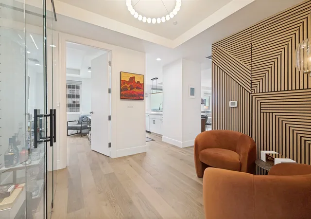 Photo 2 of Condo for sale at 1505 Elm St #1403, Dallas, TX 75201 | MLS# 21281933 | Listing updated on 2026-08-22