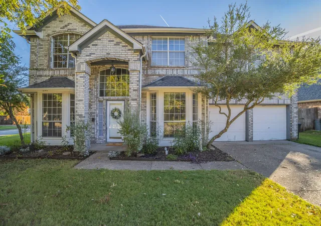 Photo 1 of Single family home for sale at 1240 Trinity Dr, Benbrook, TX 76126 | MLS# 21300107 | Listing updated on 2026-08-17
