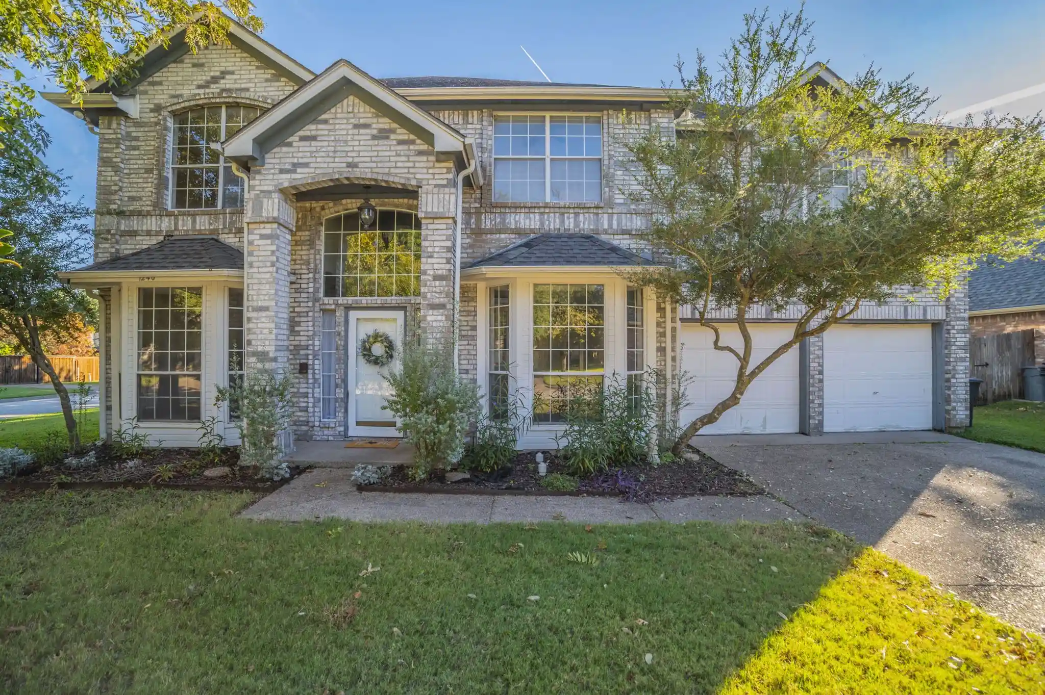 Photo 1 of Single family home for sale at 1240 Trinity Dr, Benbrook, TX 76126 | MLS# 21300107 | Listing updated on 2026-10-10