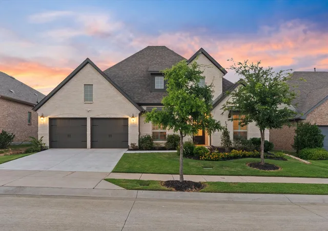 Photo 3 of Single family home for sale at 9421 Excursion Dr, Little Elm, TX 75068 | MLS# 21295646 | Listing updated on 2026-08-23