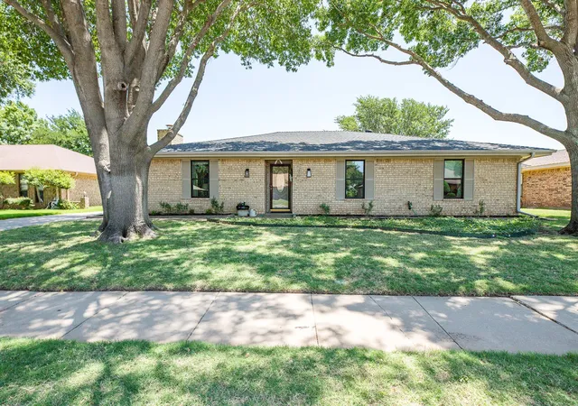 Homes for sale in Wichita Falls, TX | 3 Flat Top Cir, Wichita Falls, TX 76308 | MLS# 21298458