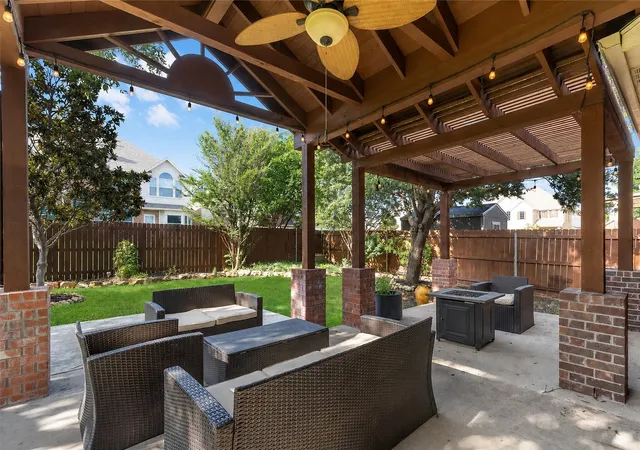 Photo 2 of Single family home for sale at 9925 Crawford Farms Dr, Fort Worth, TX 76244 | MLS# 21295247 | Listing updated on 2026-08-03