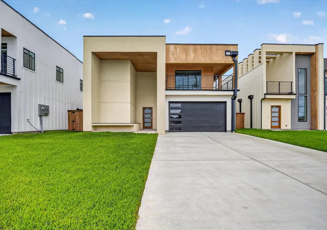 Single family home for sale at 115 Rolston Rd, Irving, TX 75060 | MLS# 21297186